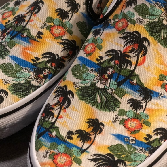 Vans Aloha print Slip-on Shoes M6.5 W8 - Picture 2 of 6